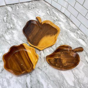 Vintage Monkey Pod Wood Woods of Hawaii Waikiki Set of 3, 2 Acorn & 1 Waive